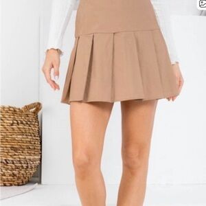Elegant Tan Mini Skirt